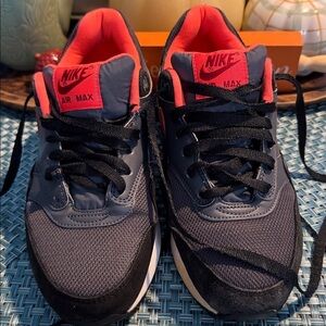 Nike Youth Air Max 1 sneakers - Youth Size 5.5